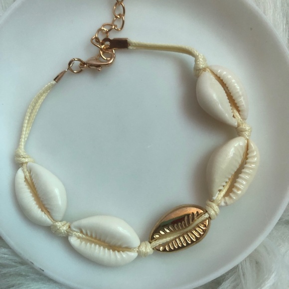 Bundle of 7 beachy bracelets - Picture 4 of 7